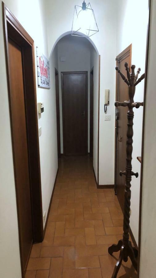 Casa Vacanza Ilia Pescia Bagian luar foto